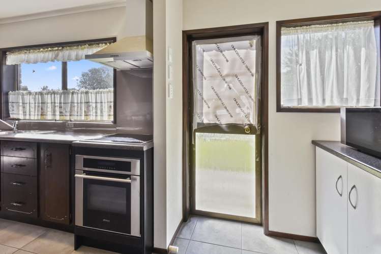 18 Helms Place Manurewa_4