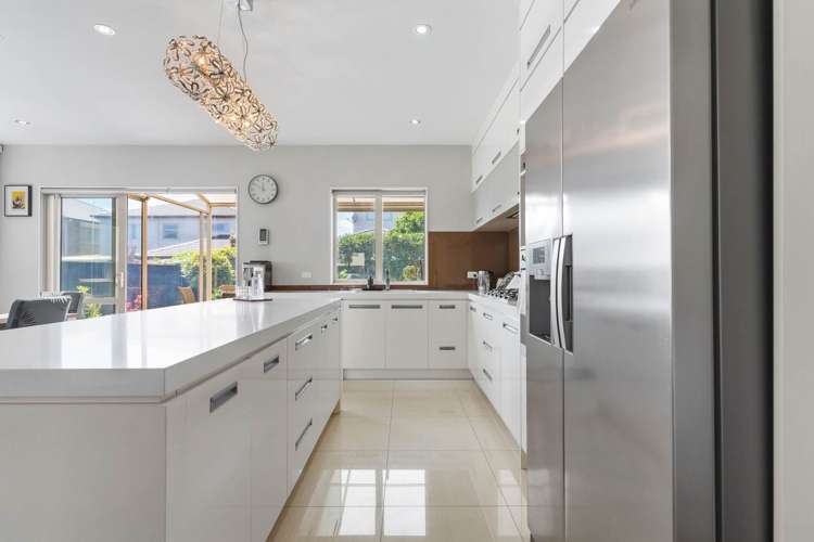 10 Rosewell Crescent Flat Bush_9