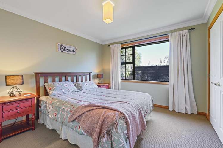 44 Millstream Drive Lincoln_16