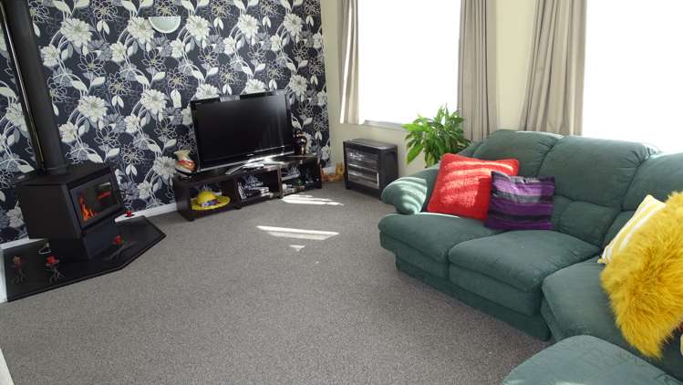 79 Kahukura Avenue Waitarere Beach_9