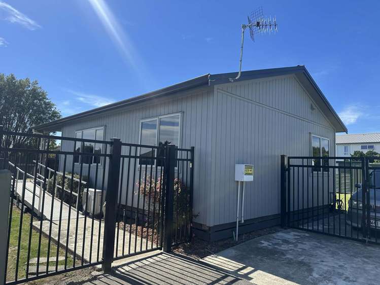 1009 Sussex Street_0