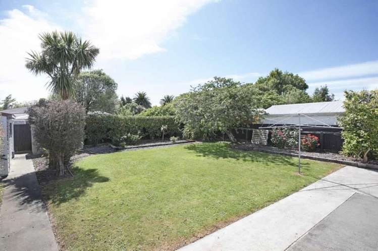 8 Nairn Crescent Awapuni_9