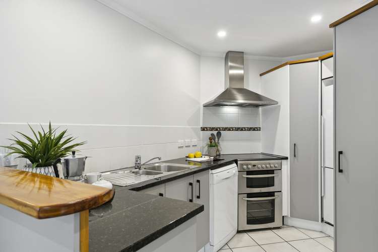7a/5 Kent Terrace Mount Victoria_9