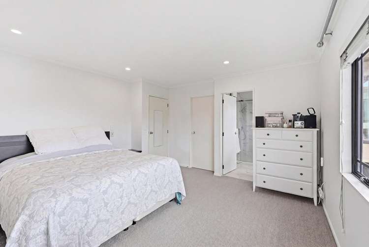 2/35 Clovelly Road Bucklands Beach_12