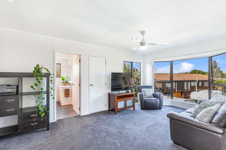 9 Seagrove Road West Harbour_13