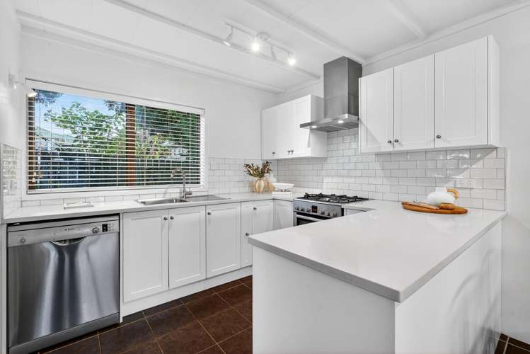 2/36 Koromiko Street New Lynn_4