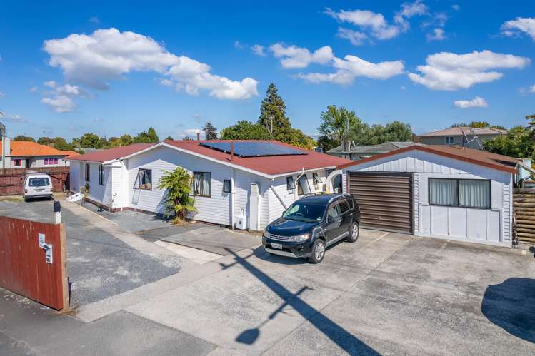 281 Dey Street Hamilton East_15