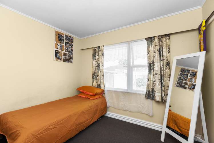 99 Wycliffe Street Onekawa_10