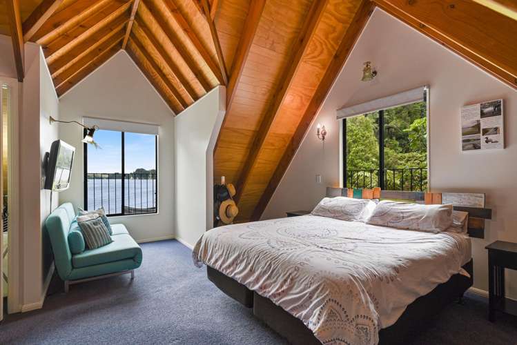 8 Chingford Road Lake Rotoma_7