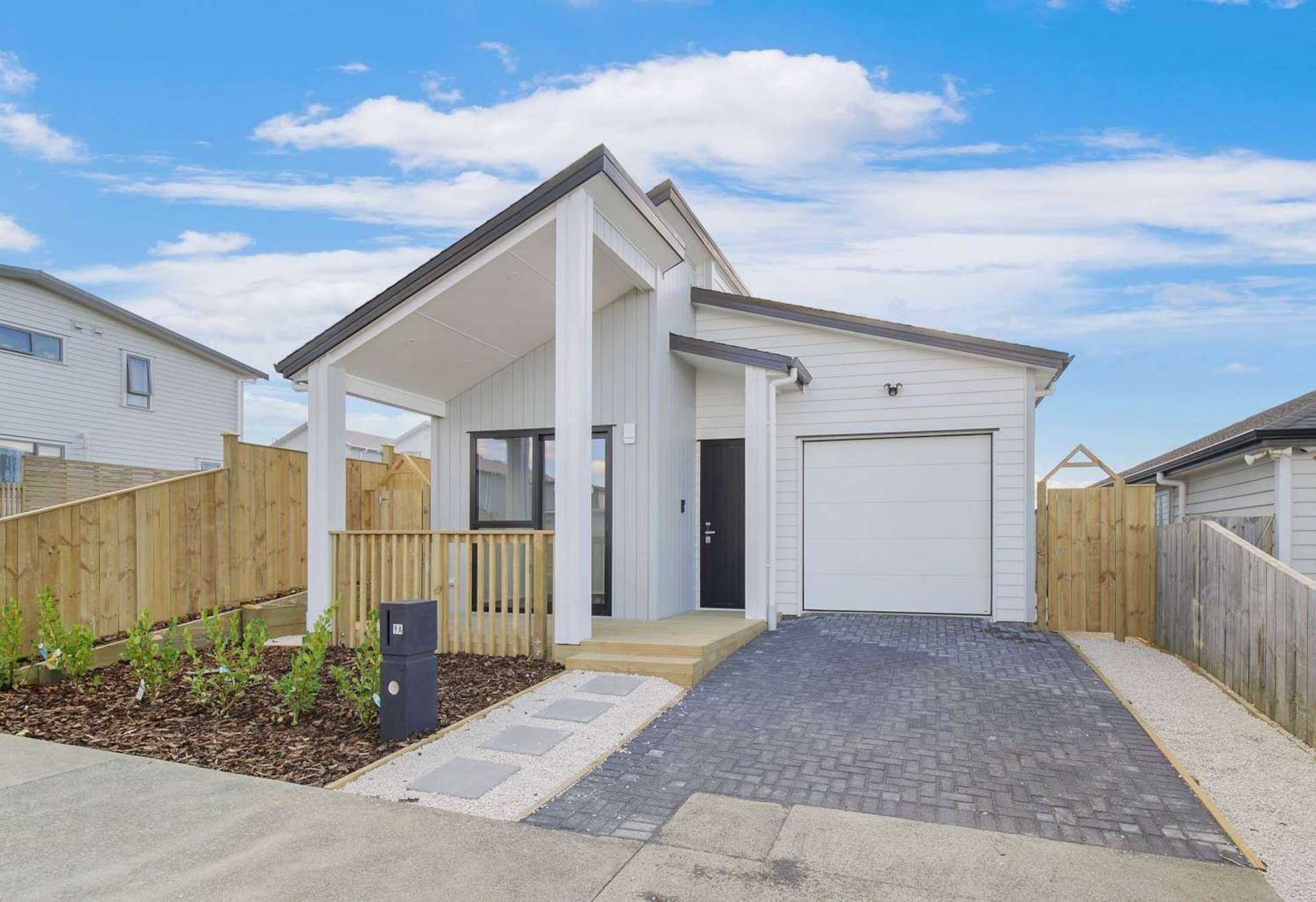 9a Enchantment Lane Karaka_0