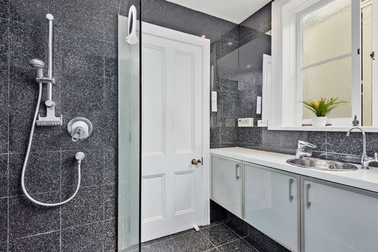 28 Roslyn Terrace Devonport_18