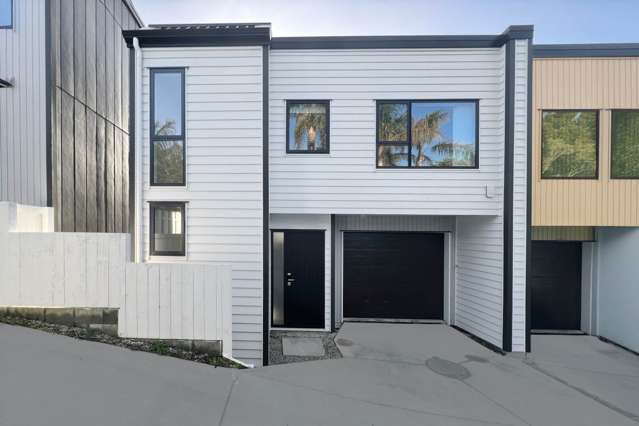 Bayside Bliss – Space, Style & Superb Location