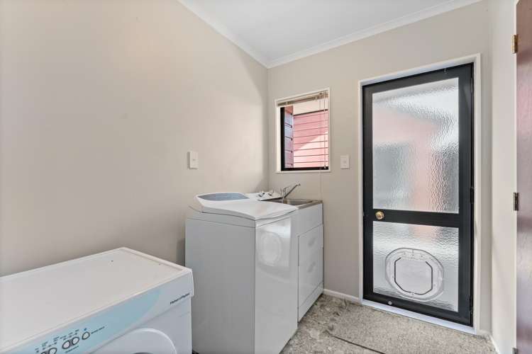 15 Tudor Grove Feilding_14