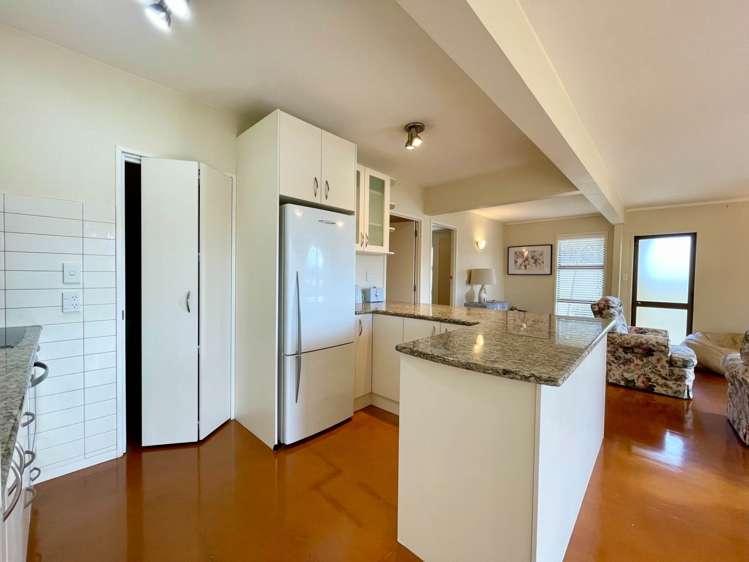 1 Peterson Road Mt Wellington_4