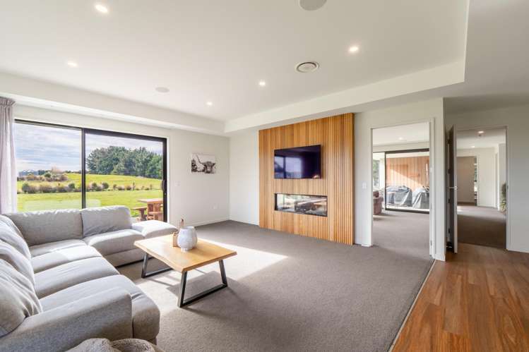 111 Blairlogie Close Otatara_8