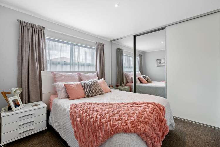 1/12 Doment Crescent Orewa_12