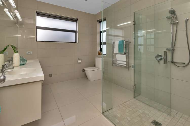 12 Rauiri Drive One Tree Point_27