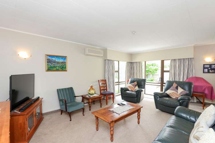 157 Middle Road Allenton_12