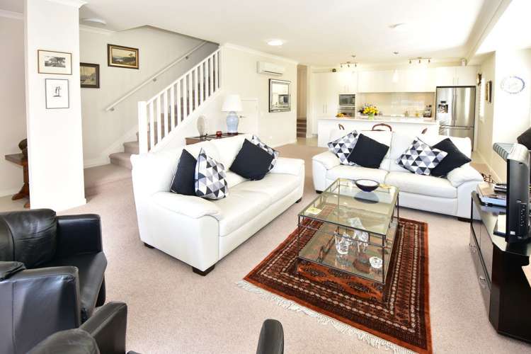 54 Panorama Heights Orewa_14