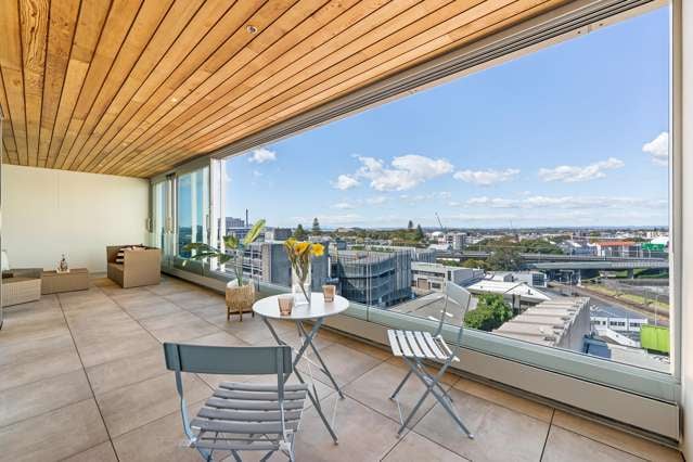 Luxurious Penthouse - Grafton