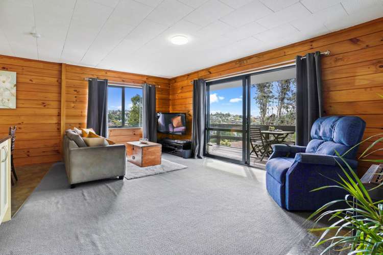 2/610 Beach Road Browns Bay_5