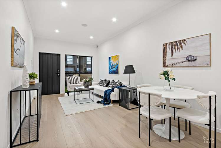 75 Titirangi Road New Lynn_13