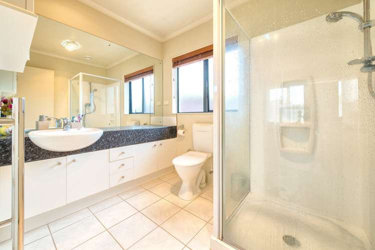 6 Greta Banks Place Wattle Downs_8