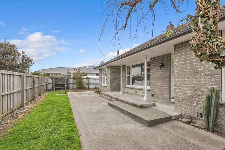 43 Birchfield Avenue Dallington_16