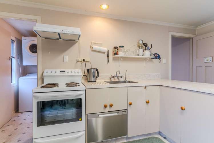 15 Scarp Street Karitane_7