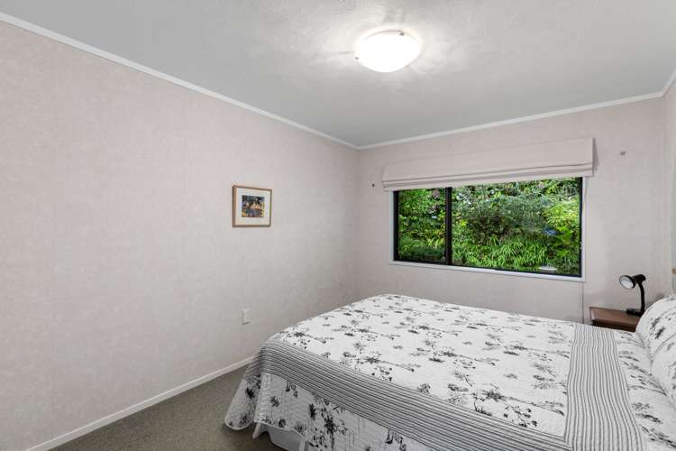 802 River Road Chartwell_11