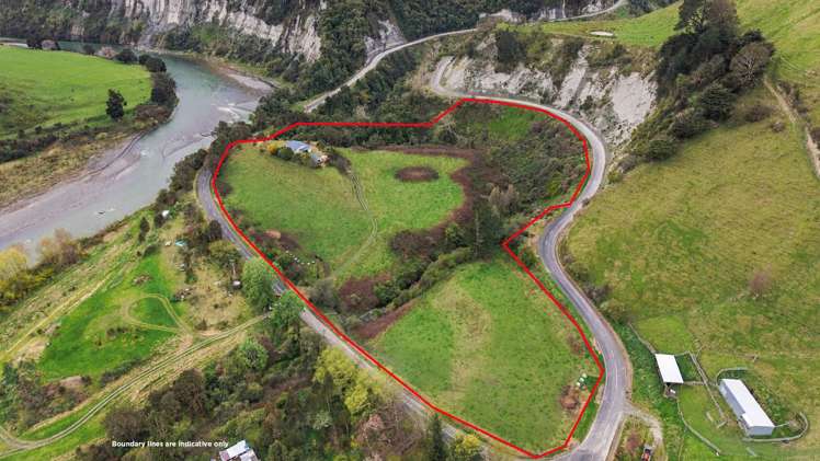 32 Kawhatau Valley Road Mangaweka_1