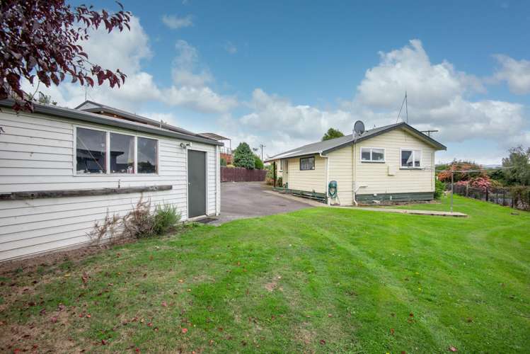 11 Sandown Street Waihola_13