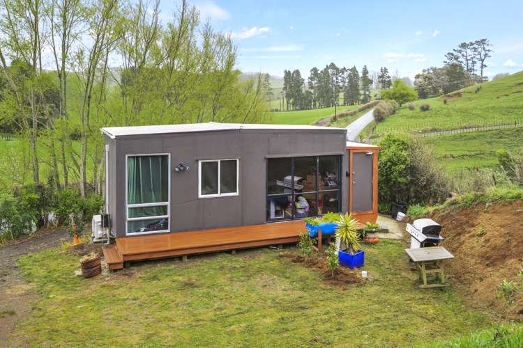 676 Upland Road Egmont Village_16