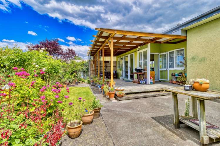 908 Clive Street Akina_17