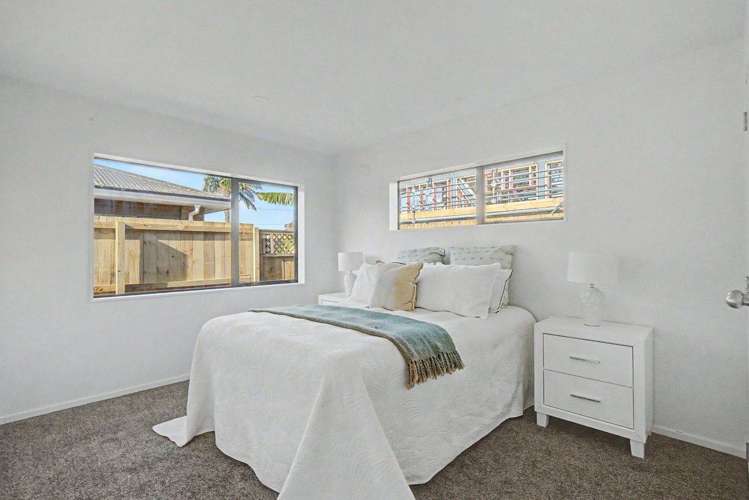 27 Robertson road_5