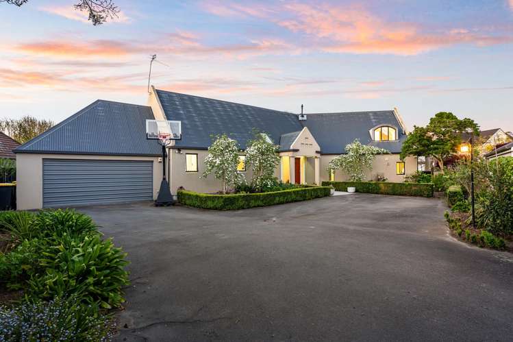 6 Ngahere Street Fendalton_17