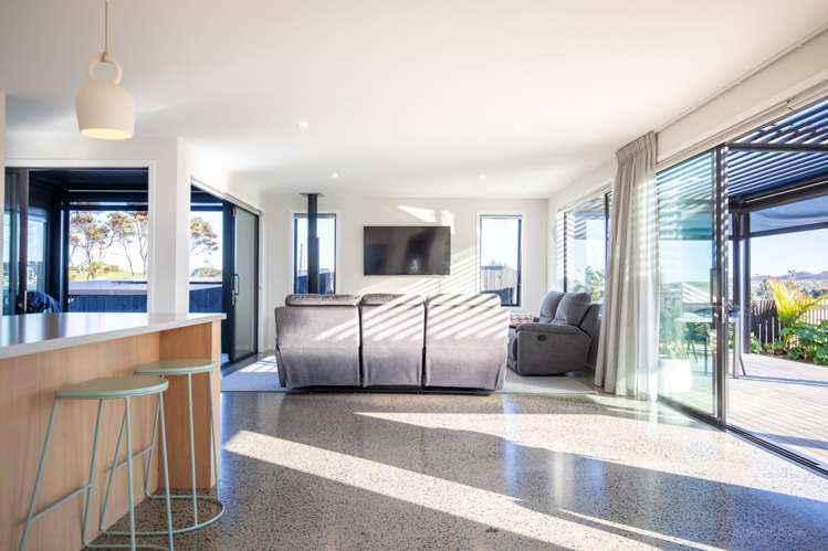 4 Omahina Street Raglan_6