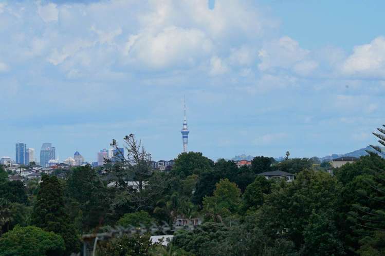 2/6 Mossop Rise Glenfield_1