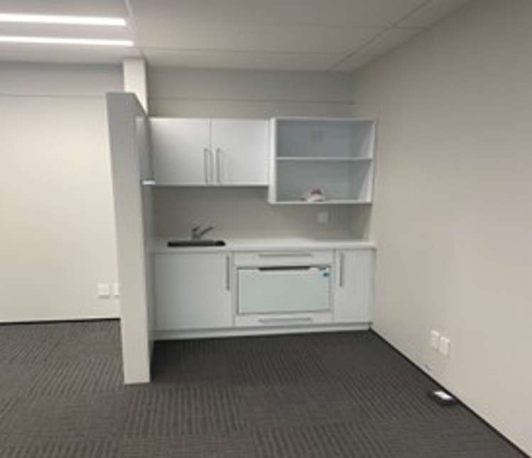 Part Lvl 5/127 Alexandra Street Hamilton Central_1