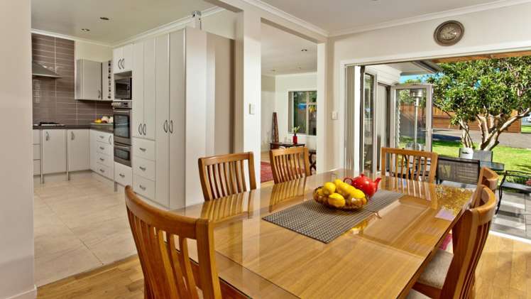 212 East Coast Road Forrest Hill_10