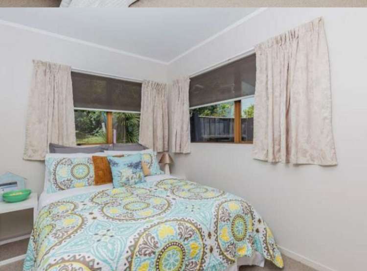 14B Hollyhock Place Browns Bay_6