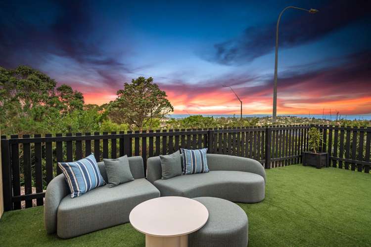 18/929-933 East Coast Road Torbay_9