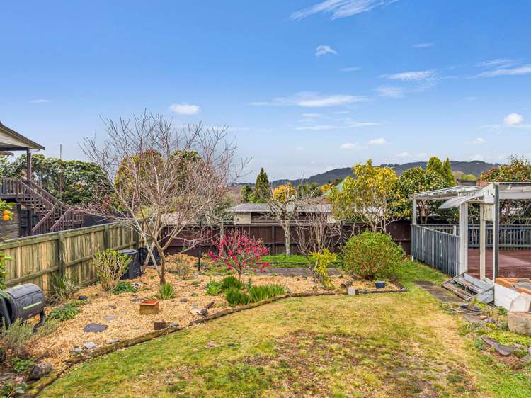 17 Gwendoline Street Glenholme_11