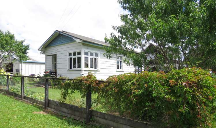 8 Ranft Street Reefton_0