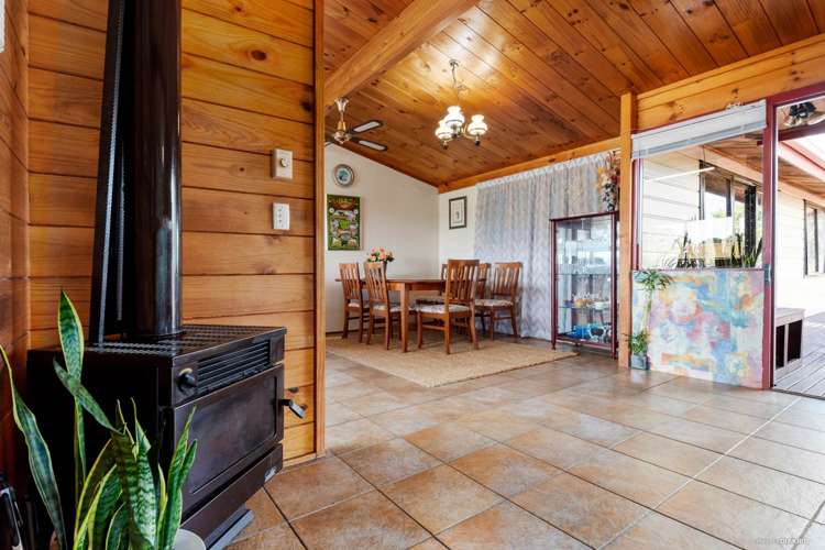 10 Gum Road Henderson Valley_11