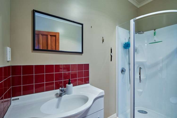 11 Sunrise Place Kekerengu_23