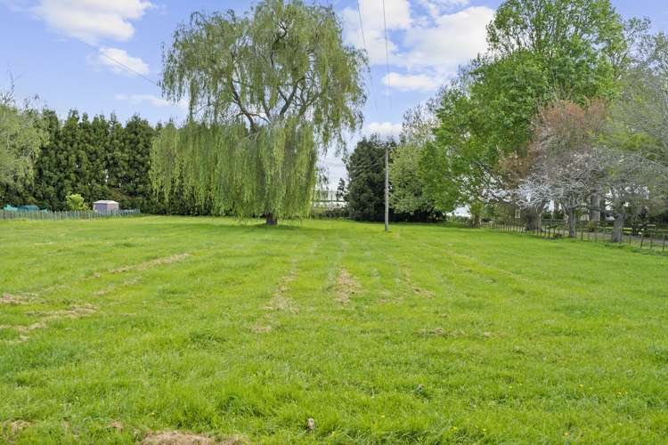 73 Massey Road Rotoorangi_28