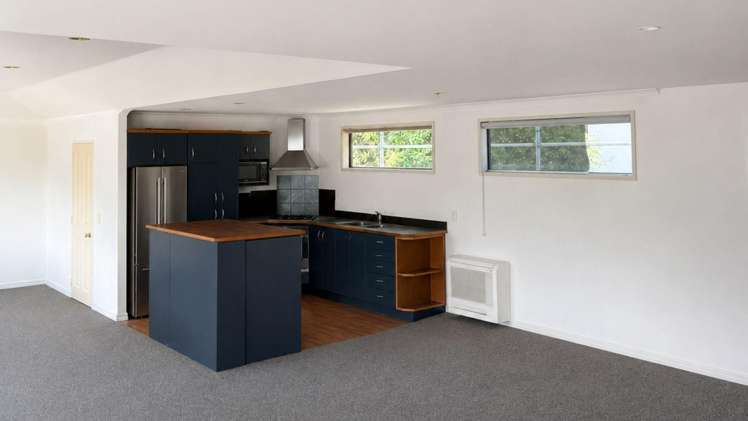  536 Peninsula Road Kelvin Heights_1