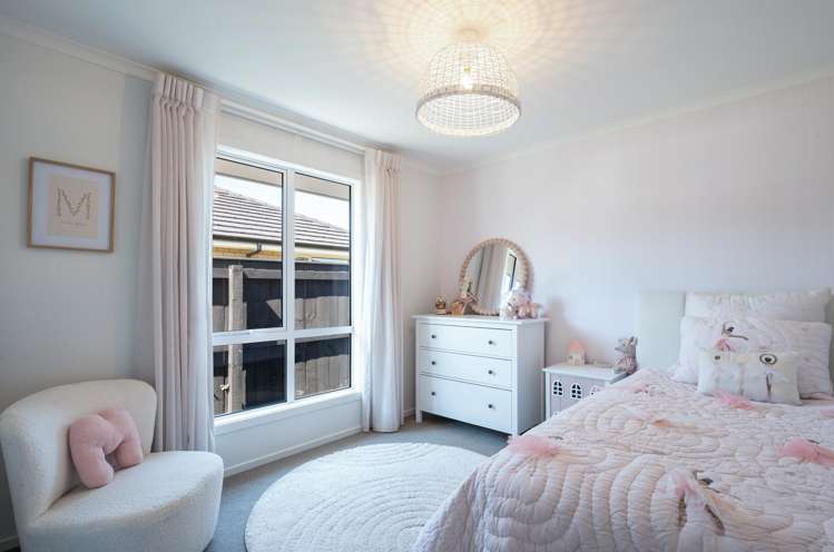 8 Oakdale Grove Richmond_17