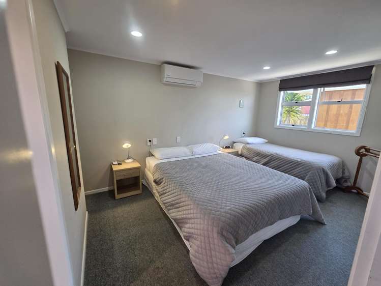 113 High Street Eltham_5